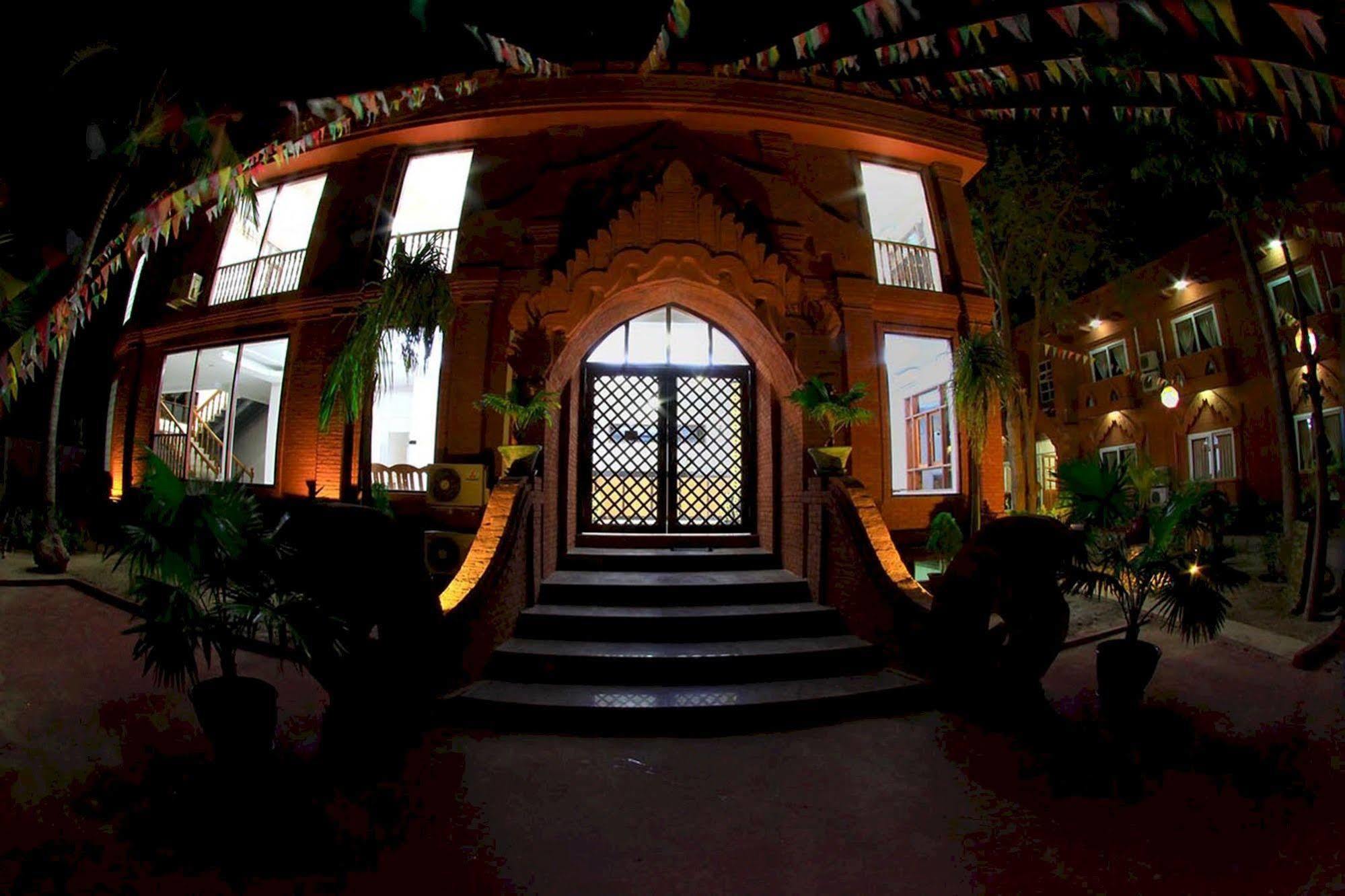 Hotel Sincere Smile Bagan New Bagan Экстерьер фото