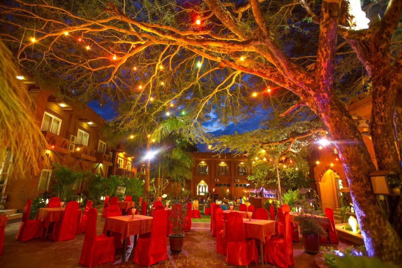 Hotel Sincere Smile Bagan New Bagan Экстерьер фото